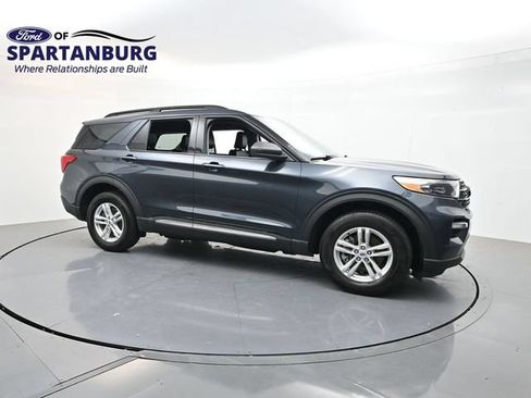 Used 2023 Ford Explorer XLT w/ Equipment Group 202A AWD/4WD image 1