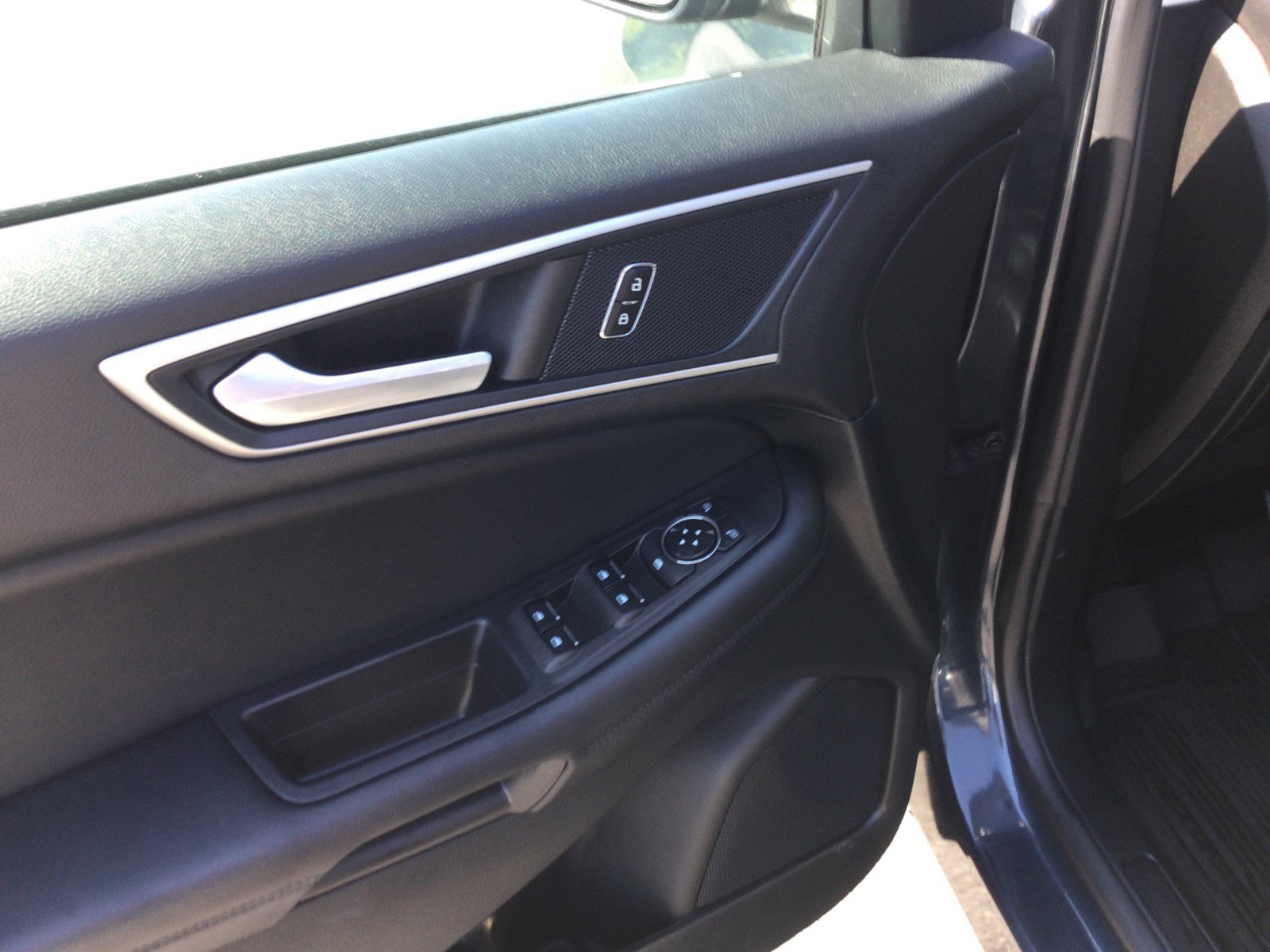 Used 2023 Ford Edge SEL w/ Convenience Package AWD/4WD image 13
