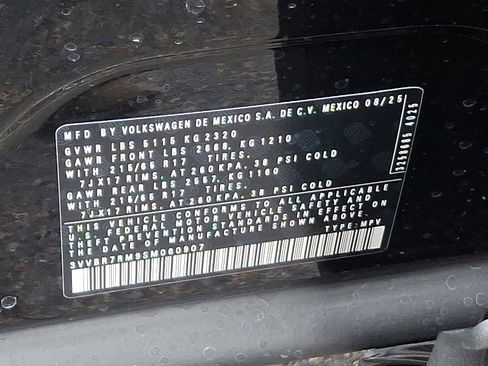 New 2025 Volkswagen Tiguan S AWD/4WD image 10