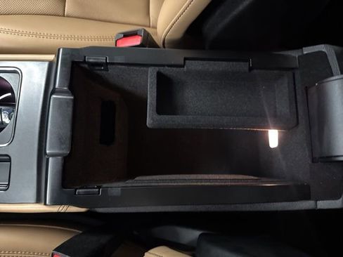 Used 2023 Lincoln Corsair Reserve image 47