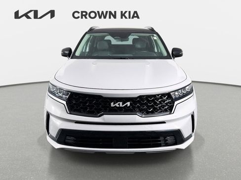 Certified 2022 Kia Sorento EX w/ Panoramic Sunroof Package FWD image 2