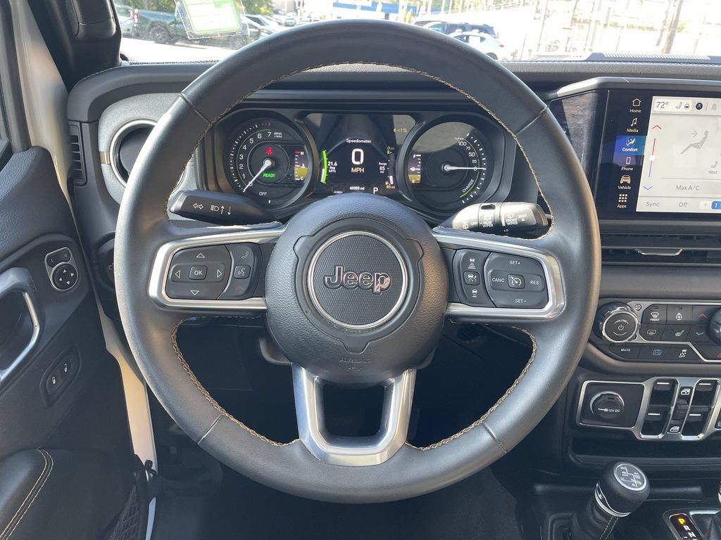 Certified 2024 Jeep Wrangler Unlimited Sahara AWD/4WD image 16