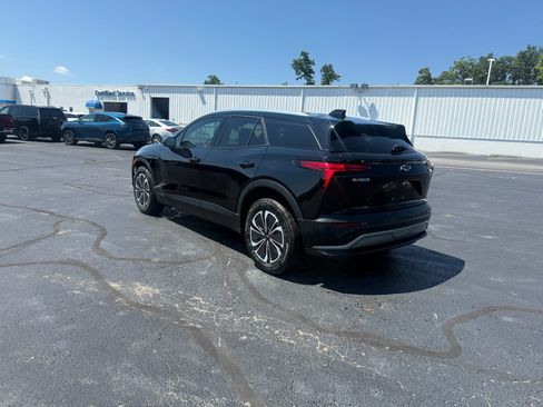 Used 2024 Chevrolet Blazer EV LT AWD/4WD image 4