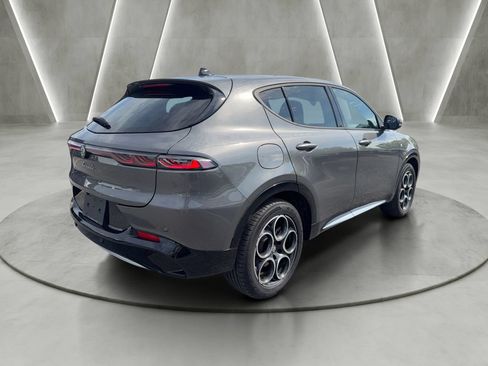 Used 2024 Alfa Romeo Tonale Ti AWD/4WD image 7