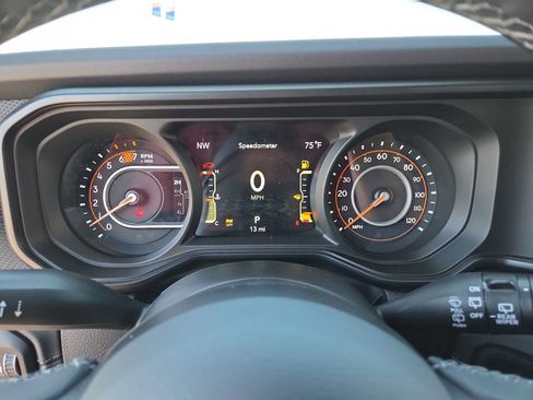 New 2026 Jeep Wrangler Unlimited Rubicon AWD/4WD image 26