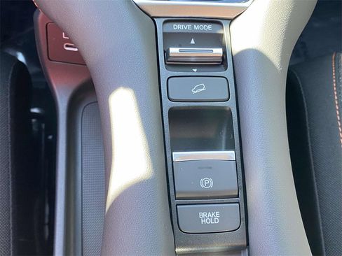 Certified 2025 Honda HR-V Sport image 27