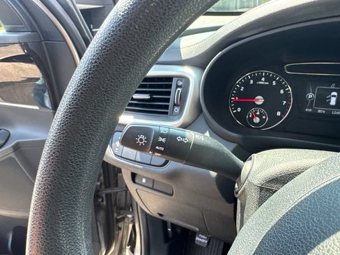Used 2016 Kia Sorento AWD image 44
