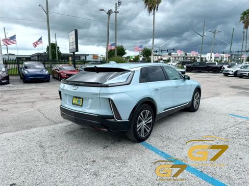 Used 2024 Cadillac Lyriq Luxury RWD image 7