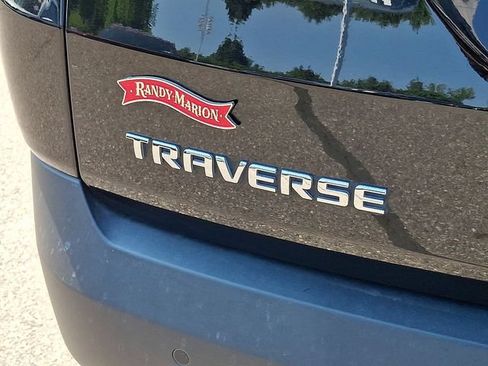 Used 2023 Chevrolet Traverse LT w/ LPO, Floor Liner Package FWD image 25