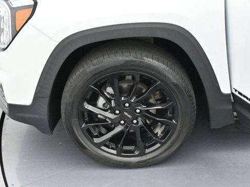 Used 2023 GMC Terrain SLT w/ Elevation Edition image 40