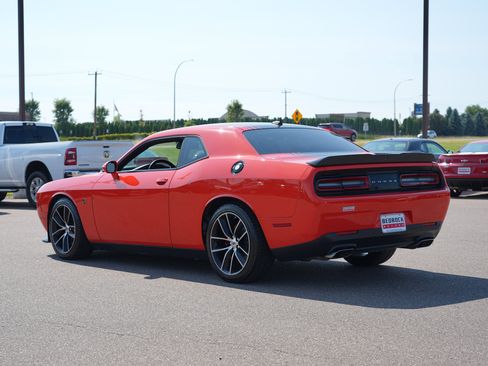 Used 2018 Dodge Challenger R/T Scat Pack RWD image 5