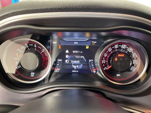 Used 2022 Dodge Challenger R/T Scat Pack RWD image 31