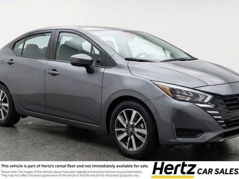 Used 2025 Nissan Versa SV FWD image 1