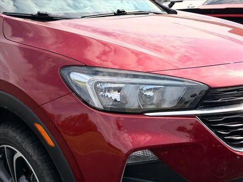 Used 2020 Buick Encore GX Select AWD/4WD image 21