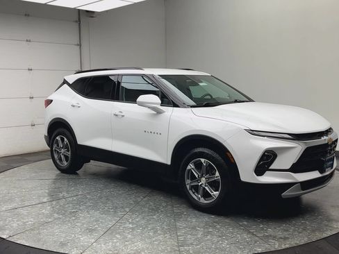 Certified 2023 Chevrolet Blazer LT w/ Convenience Package AWD/4WD image 36