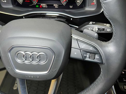 Used 2022 Audi Q8 Prestige image 33