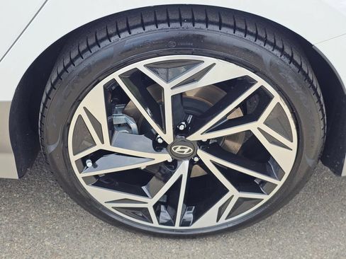 Used 2024 Hyundai Ioniq 6 SEL RWD image 8