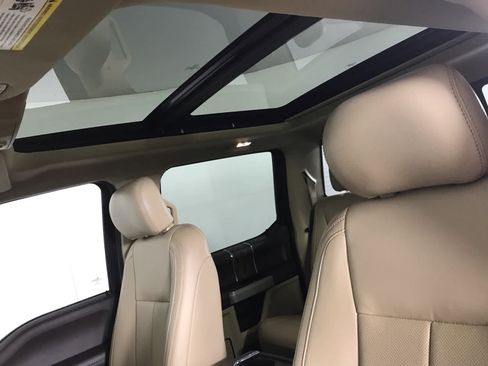 Used 2020 Ford F150 Lariat w/ Equipment Group 502A Luxury image 32