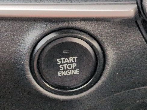 Used 2023 MAZDA MAZDA3 s FWD image 28