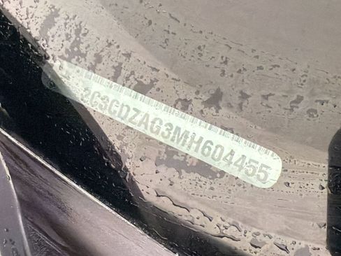 Used 2021 Dodge Challenger SXT image 16