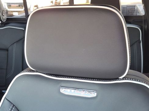 New 2026 GMC Sierra 2500 AT4X image 17