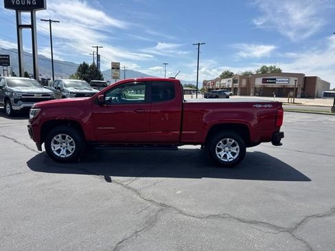 Used 2021 Chevrolet Colorado LT w/ LT Convenience Package AWD/4WD image 4