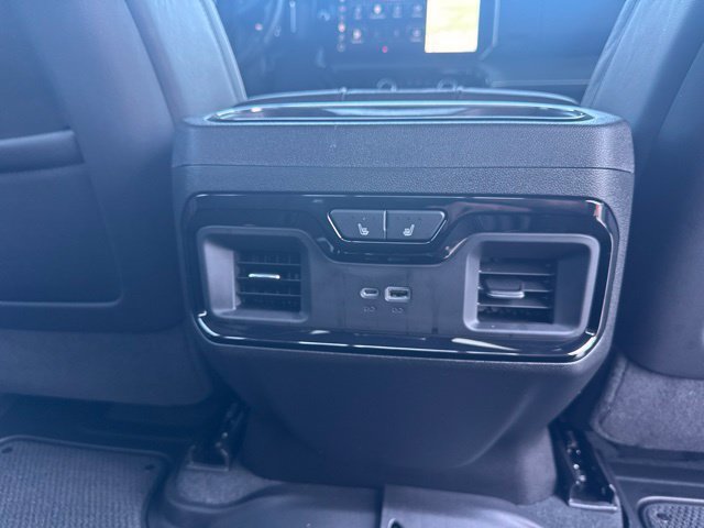 Used 2025 GMC Sierra 2500 AT4X AWD/4WD image 19