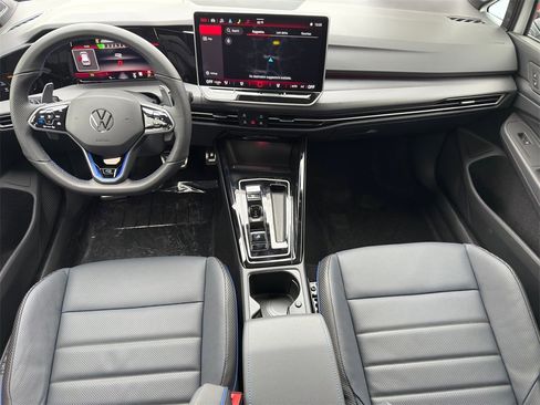 New 2026 Volkswagen Golf image 25