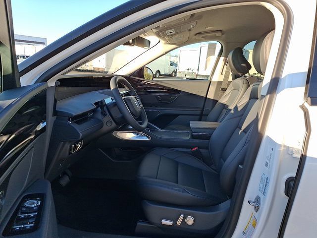 New 2026 Lincoln Nautilus Premier w/ Jet Appearance Package AWD/4WD image 6
