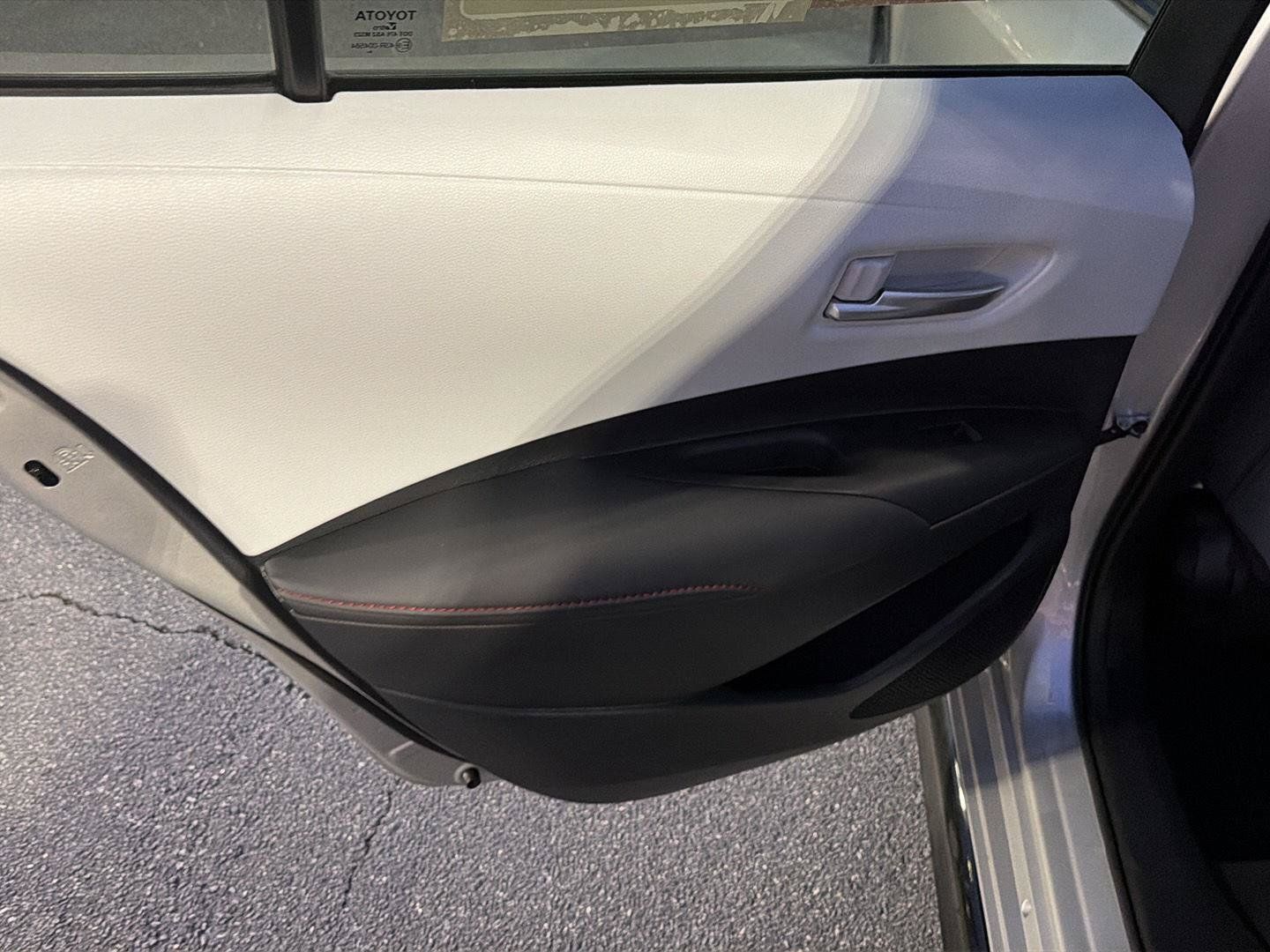 Certified 2025 Toyota Corolla SE FWD image 17