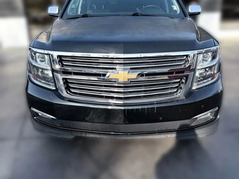 Used 2015 Chevrolet Suburban LTZ image 8