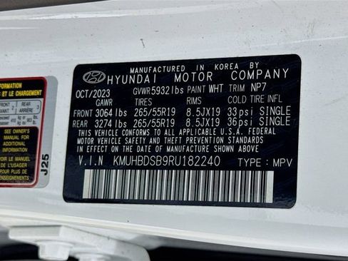 Used 2024 Genesis GV80 2.5T image 32