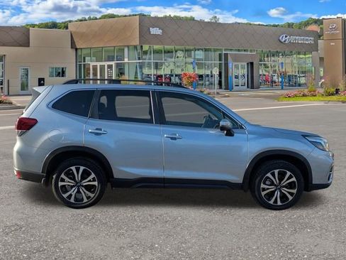 Used 2019 Subaru Forester Limited image 2