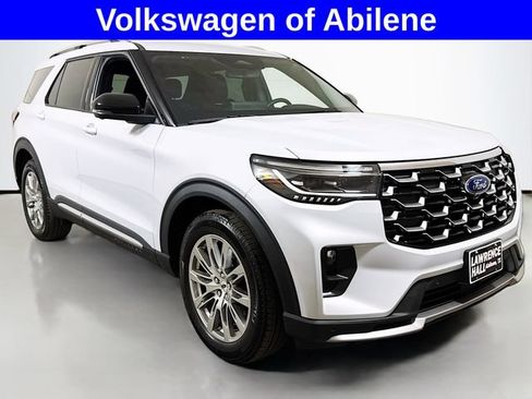 Used 2026 Ford Explorer Platinum RWD image 3