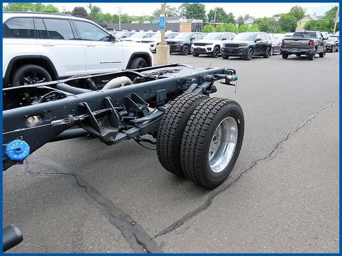 New 2026 RAM 5500 4x4 Crew Cab w/ Laramie Trim Package image 5