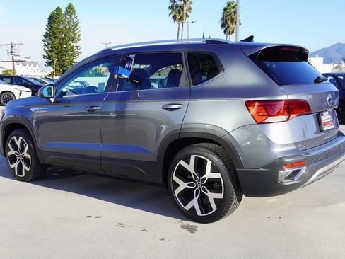 Used 2023 Volkswagen Taos SEL image 7
