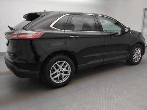 Used 2023 Ford Edge SEL image 10