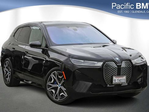 Used 2025 BMW iX xDrive50 w/ Premium Package image 1