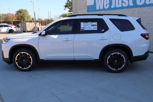 New 2026 Honda Pilot Touring image 9