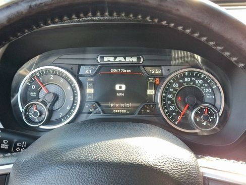 Used 2022 RAM 1500 Laramie AWD/4WD image 26