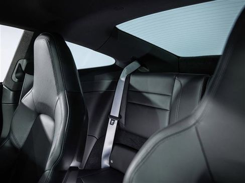 Certified 2025 Porsche 911 Carrera image 30