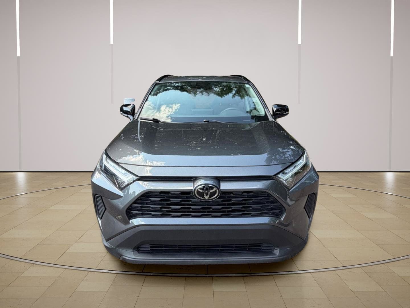 Used 2022 Toyota RAV4 XLE FWD image 9