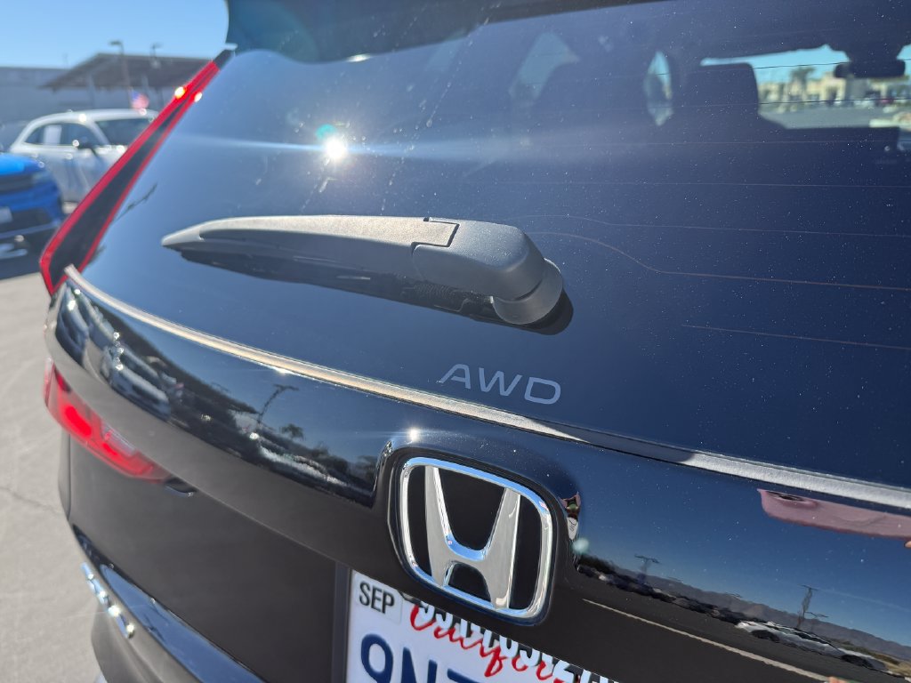 Certified 2025 Honda CR-V EX image 6