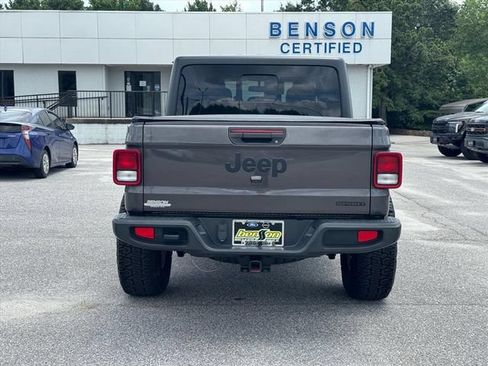 Used 2021 Jeep Gladiator Sport AWD/4WD image 4