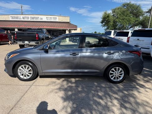 Used 2020 Hyundai Accent SEL FWD image 4