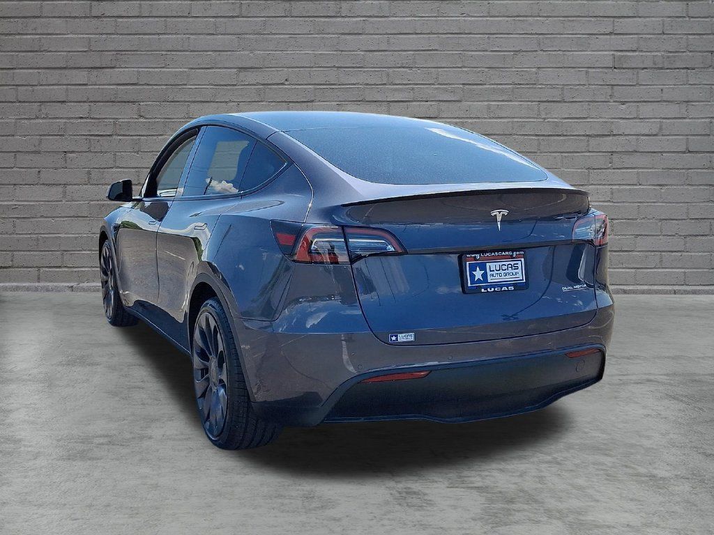 Used 2022 Tesla Model Y Performance AWD/4WD image 8
