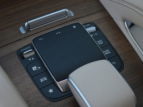 Used 2023 Mercedes-Benz GLS 450 450 image 24