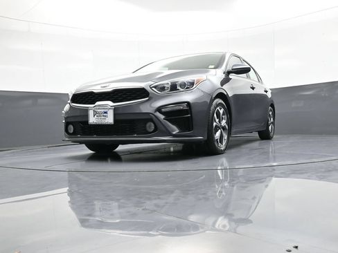 Certified 2021 Kia Forte LXS FWD image 24