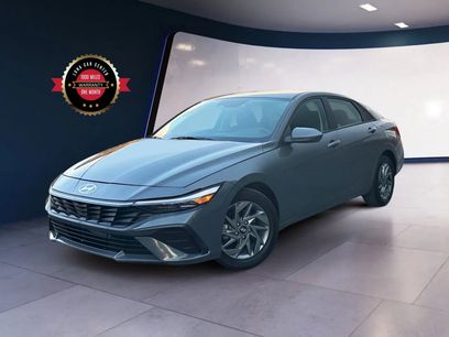 Used 2024 Hyundai Elantra SEL