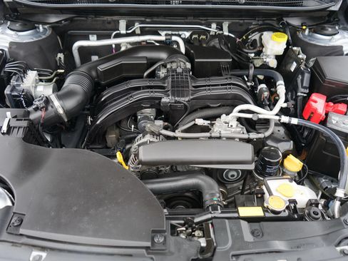 Used 2022 Subaru Outback Premium AWD/4WD image 9
